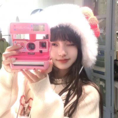 女跳水队员